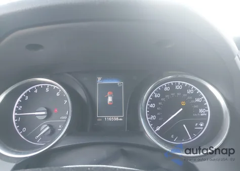 2020 Toyota Camry Se z USA, uszkodzony, nr VIN 4T1G11AK0LU942527